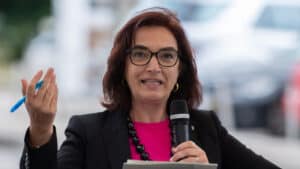 Governo quer criar concurso e colocar cientistas nas empresas, museus ou administração pública