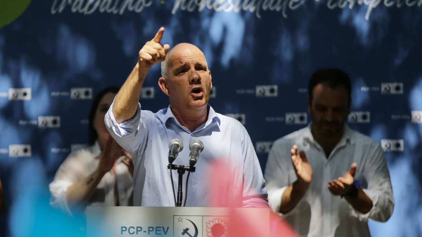 PCP rejeita ideia de que país seja um “caos” e diz que há “gente séria e honesta”