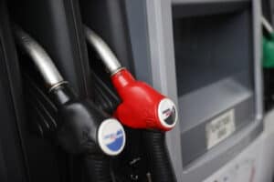 Governo volta a reduzir desconto nos combustíveis em agosto&nbsp;