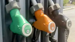 Preços dos combustíveis disparam está segunda-feira