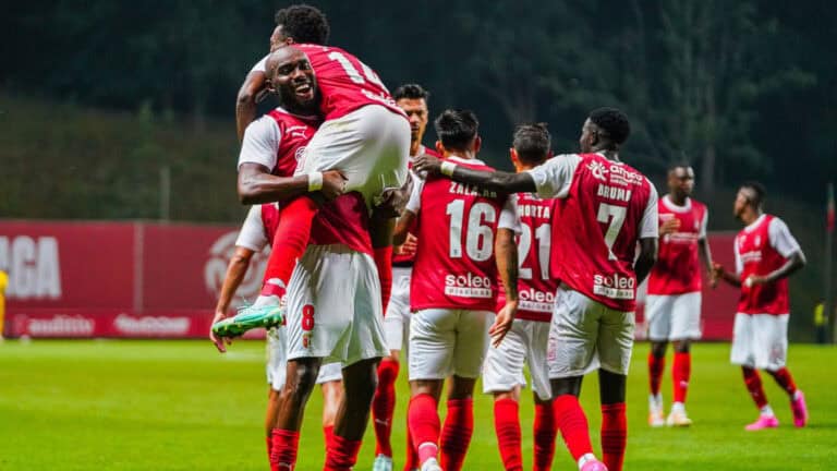 Braga vence e está mais perto do "play-off" da Liga dos Campeões&nbsp;