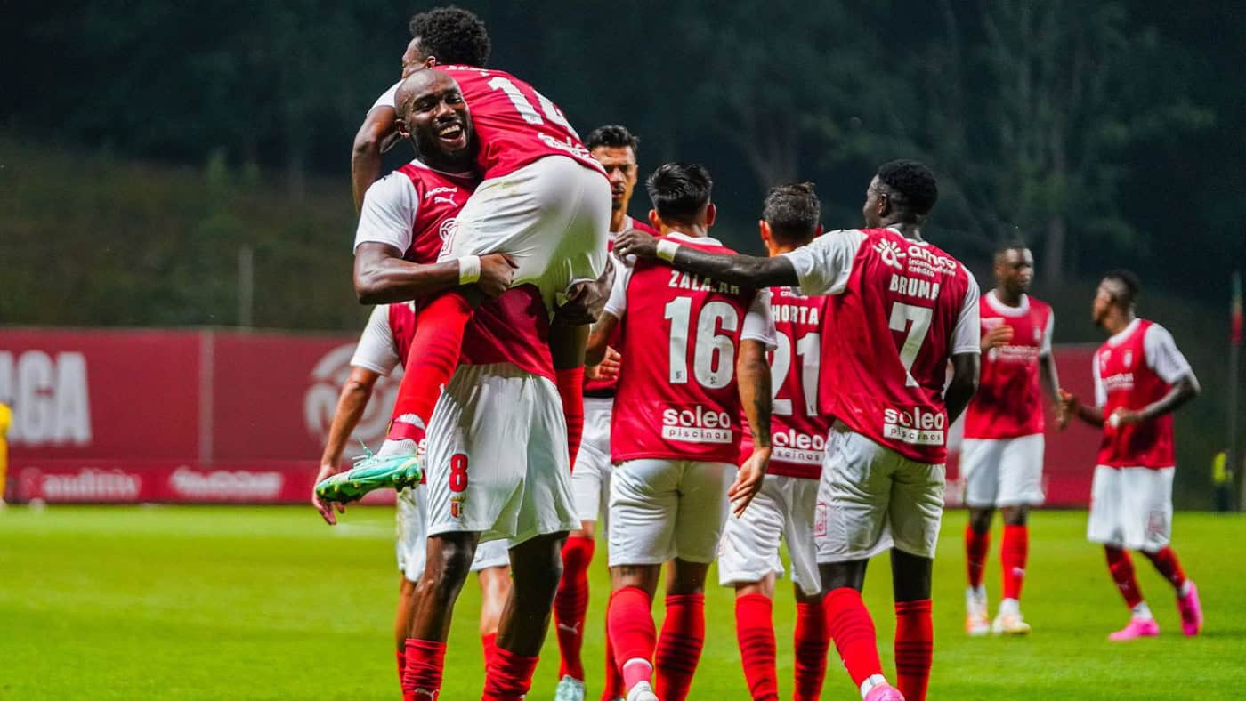 Braga vence e está mais perto do "play-off" da Liga dos Campeões&nbsp;