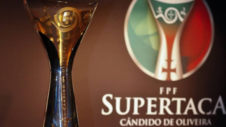 Benfica e FC Porto discutem primeiro troféu da época em Aveiro&nbsp;
