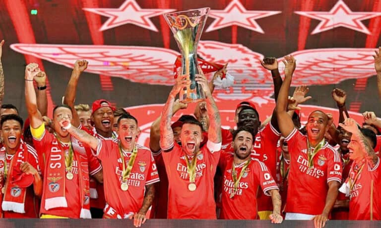 Benfica vence primeiro troféu da época