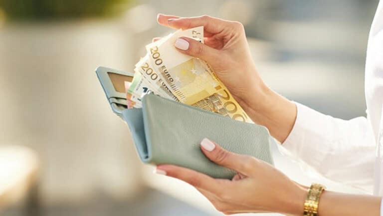 Salário médio sobe 2,4% em termos reais no segundo trimestre&nbsp;