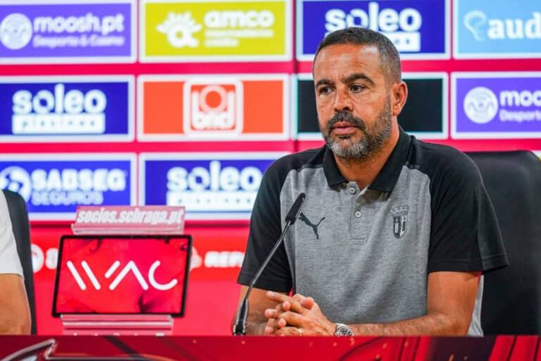 Artur Jorge não abdica dos melhores para o segundo confronto com o Backa Topola