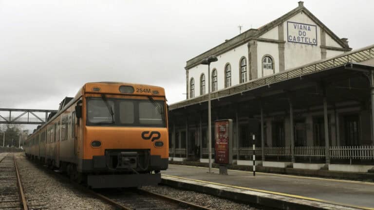 Linha do Minho cortada devido a atropelamento de homem em Viana do Castelo&nbsp;