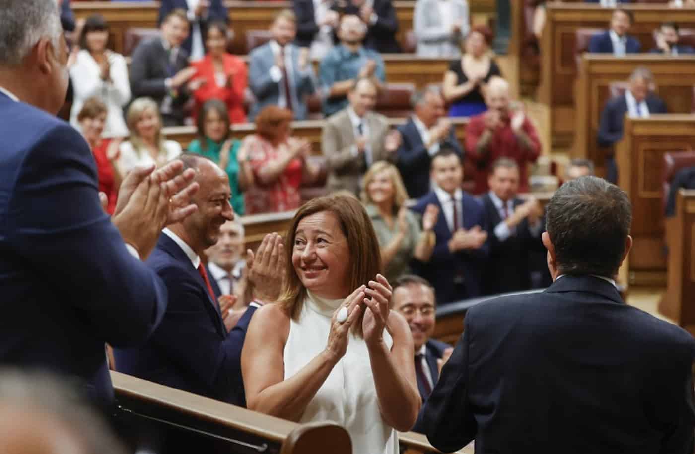 Esquerda supera primeiro teste para novo governo com presidência do parlamento espanhol&nbsp;