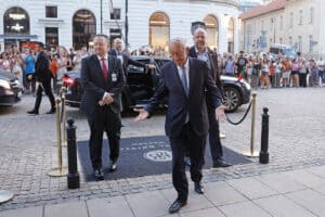 PR em Varsóvia com encontros com homólogo polaco e comunidade portuguesa&nbsp;