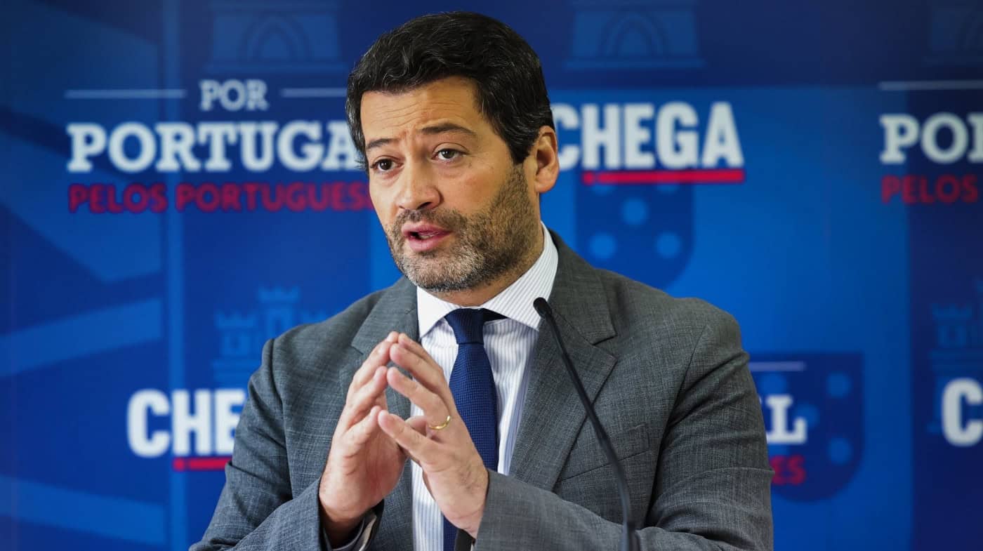 Ministério Público investiga divulgação de notícias falsas pelo líder do Chega&nbsp;