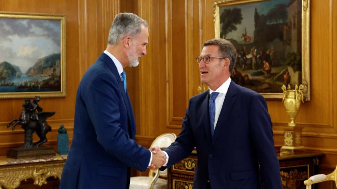 Rei de Espanha indica líder do PP para candidato a primeiro-ministro