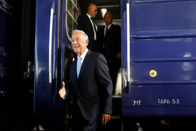 Presidente da República está em Kiev&nbsp;