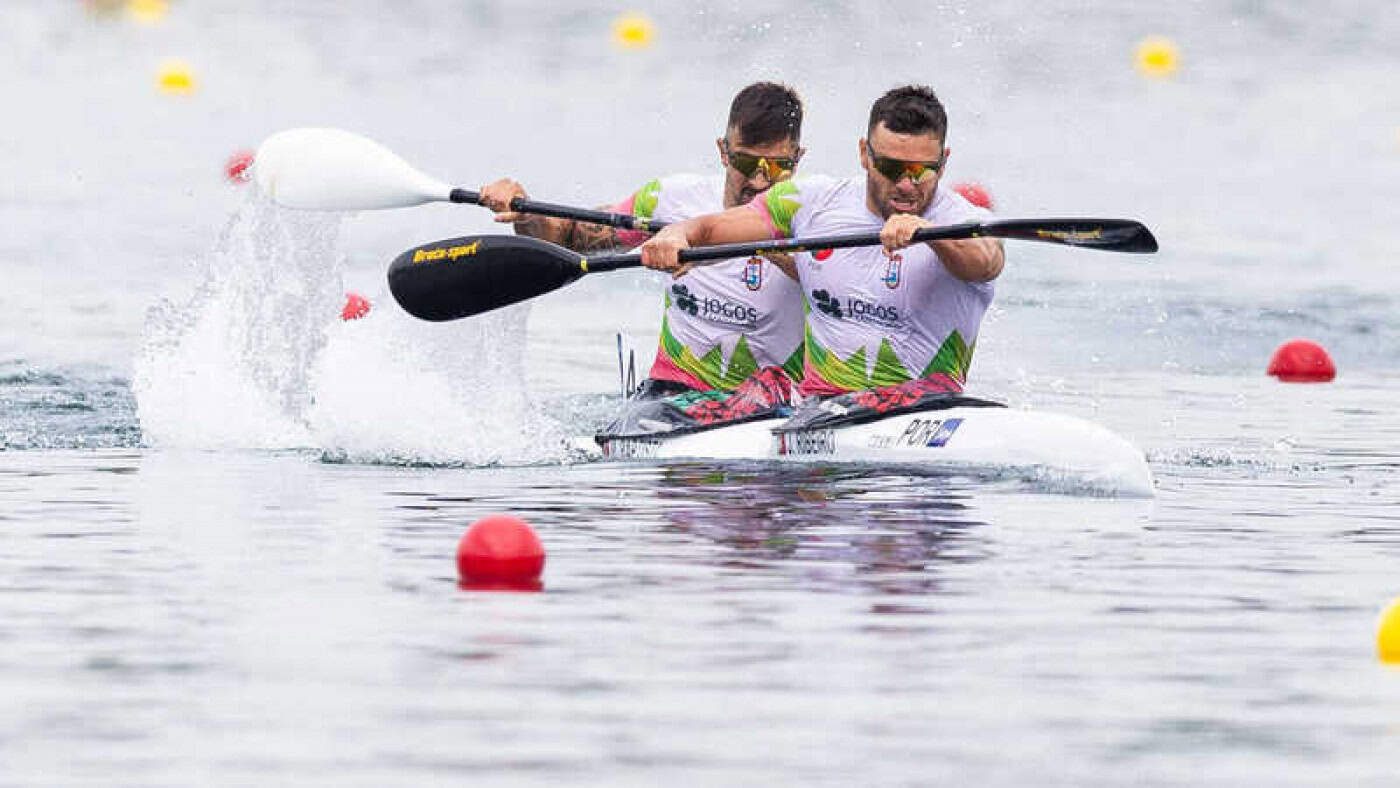 Canoagem/Mundiais. Catorze das 15 tripulações lusas avançaram para as 'meias'