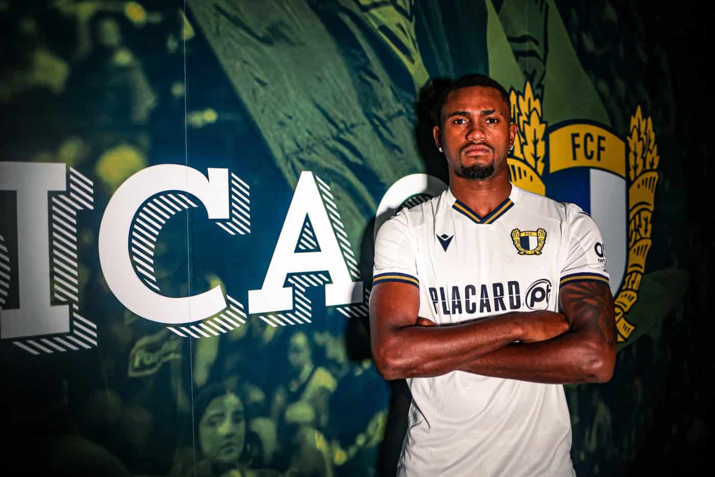 FC Famalicão defende Otávio de insultos racistas e xenófobos