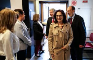 Ministra garante mais 15 mil camas para universitários até 2026