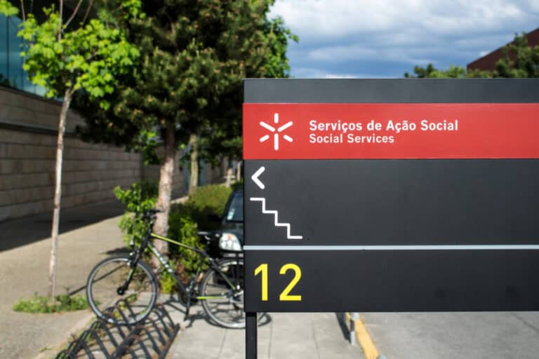 UMinho. 322 alunos do 1º ano com bolsa de estudo atribuída automaticamente