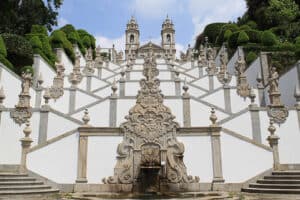 Mais de 1000 bombeiros vão subir os&nbsp;escadórios do Bom Jesus