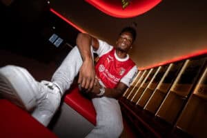 SC Braga renova contrato com Álvaro Djaló