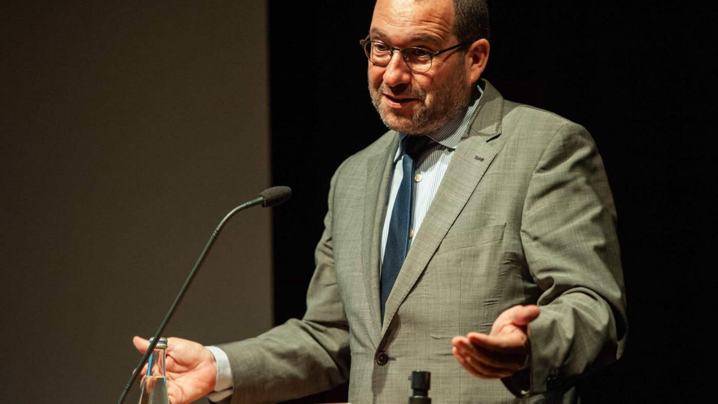 Ministro da Educação pede mais compreensão e menos instransigência aos sindicatos