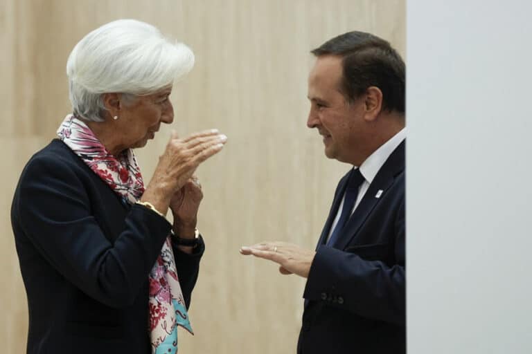 Medina afasta necessidade de compensar bancos em mecanismo relativo às taxas de juro