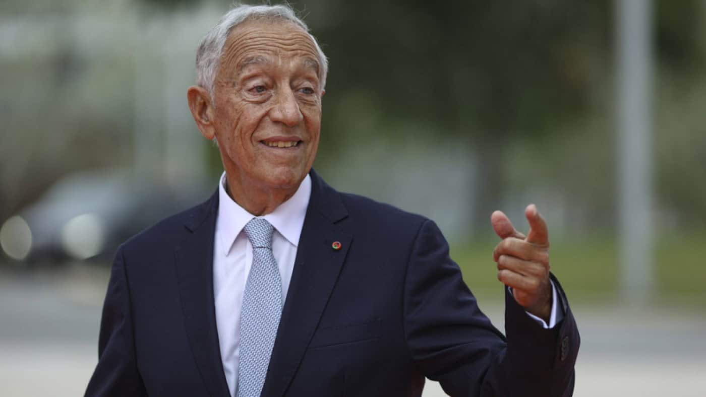 Marcelo não comenta Cavaco nem Barroso e destaca medidas do Governo