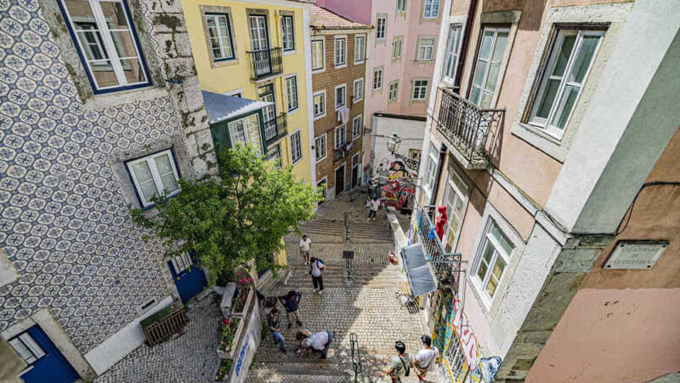 Jovens com duplicação de apoios à renda sofrem acerto a partir de janeiro