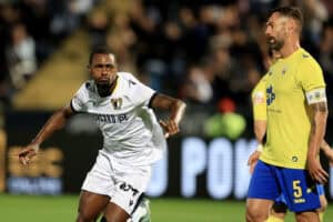 Famalicão mantém-se invicto em casa e sobe provisoriamente a quinto da I Liga&nbsp;