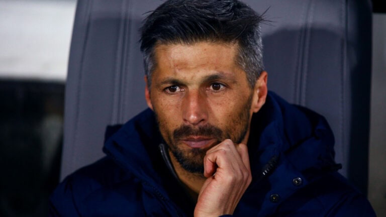 Moreno quer primeira vitória em casa na receção ao "competente" Gil&nbsp;