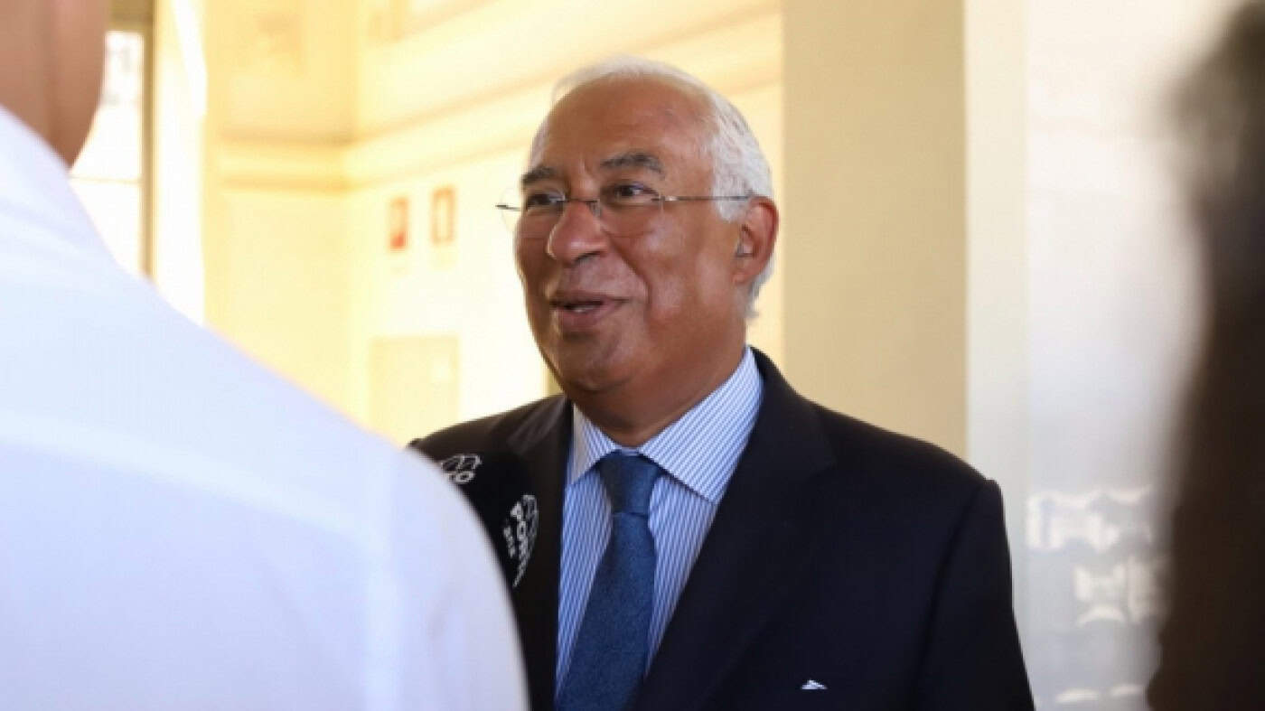 Costa reúne-se com diretor executivo do SNS no Porto