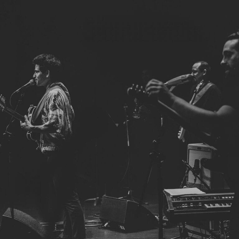 Captain Boy atua este sábado no OctoBEER Fest do Mesa na Praça