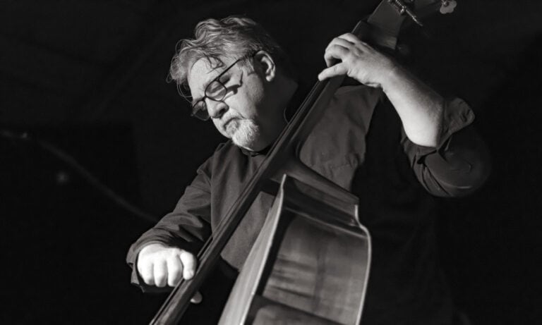 Buster Williams, Michael Formanek e Elliott Sharp no 32º Guimarães Jazz