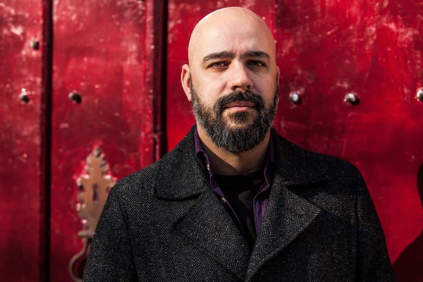 Afonso Cruz estreia espetáculo multidisciplinar no festival Utopia