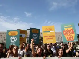 Médicos voltam hoje à greve e manifestam-se em frente ao Ministério da Saúde&nbsp;