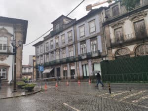 Edifício no centro de Braga corre risco de desmoronamento