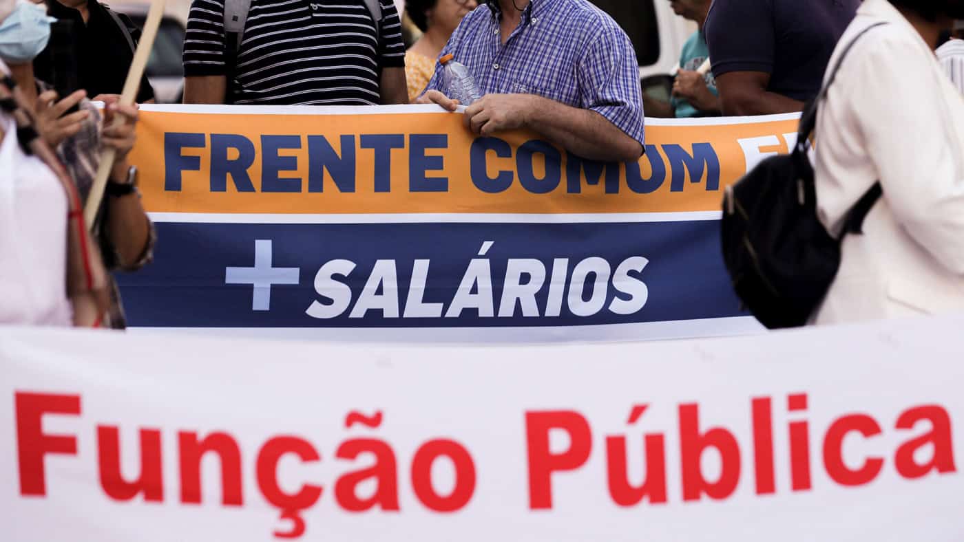 Greve na função pública poderá encerrar vários serviços