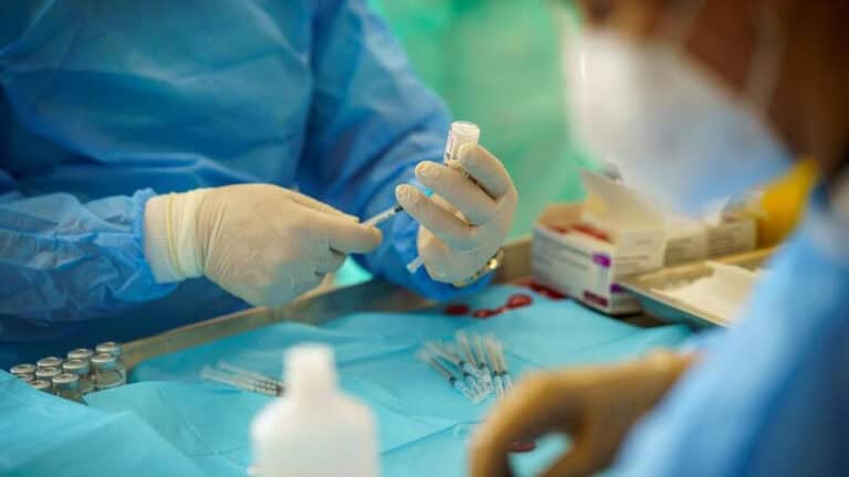 Sindicato de enfermeiros marca greve ao trabalho extra até final do ano&nbsp;