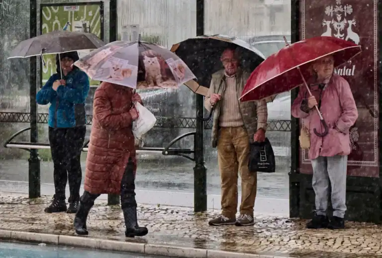Braga é um dos quatro distrito sob aviso amarelo devido à chuva