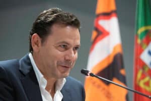 Presidente do PSD convoca direção de urgência perante “gravidade da situação” e fala ainda hoje&nbsp;