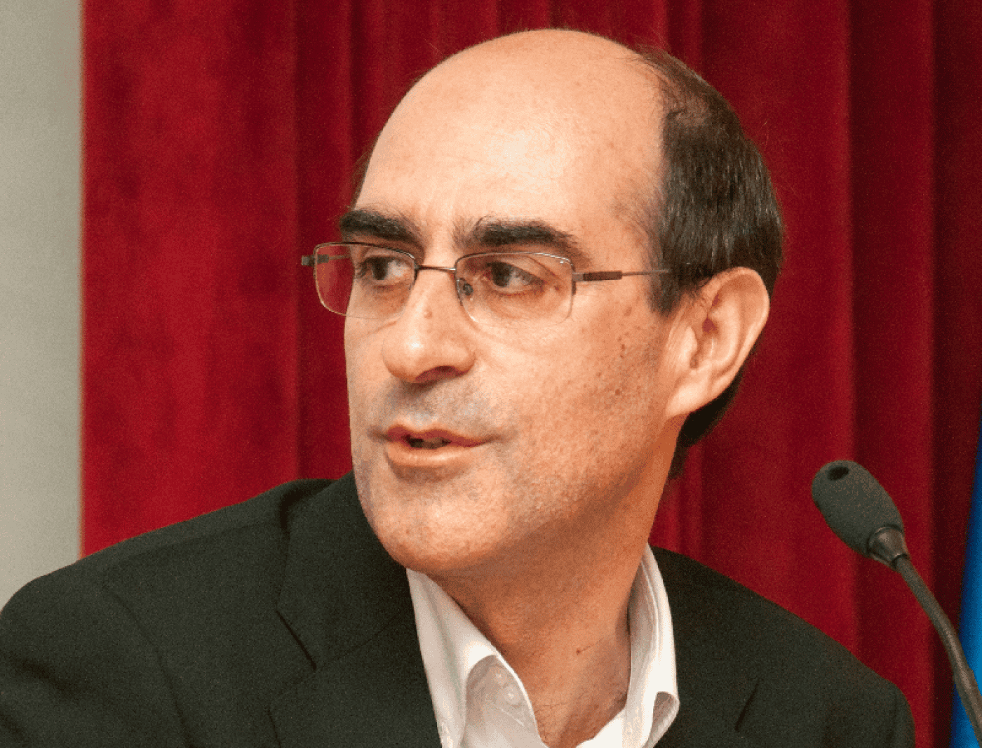 Palmeira defende dissolução do governo só depois da aprovação do OE