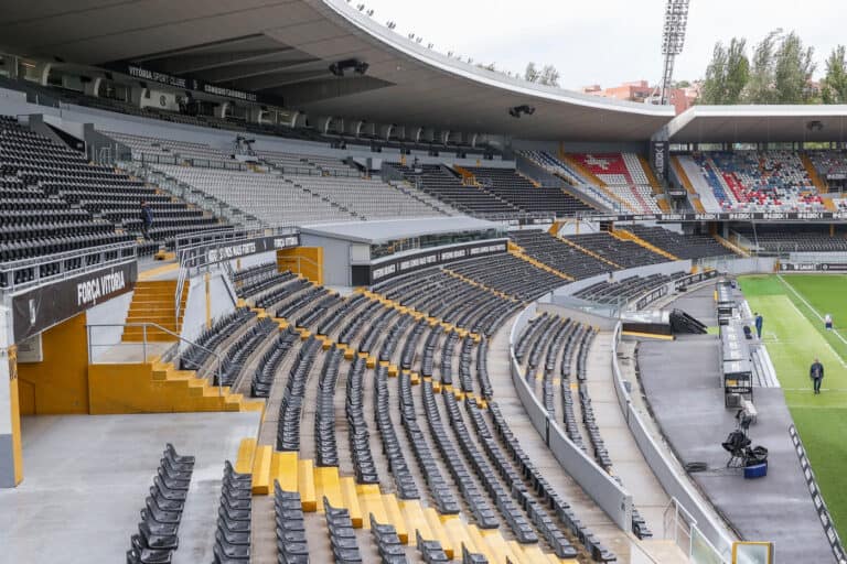 Vitória SC recebe FCP este sábado, dia em que há mais um dérbi minhoto