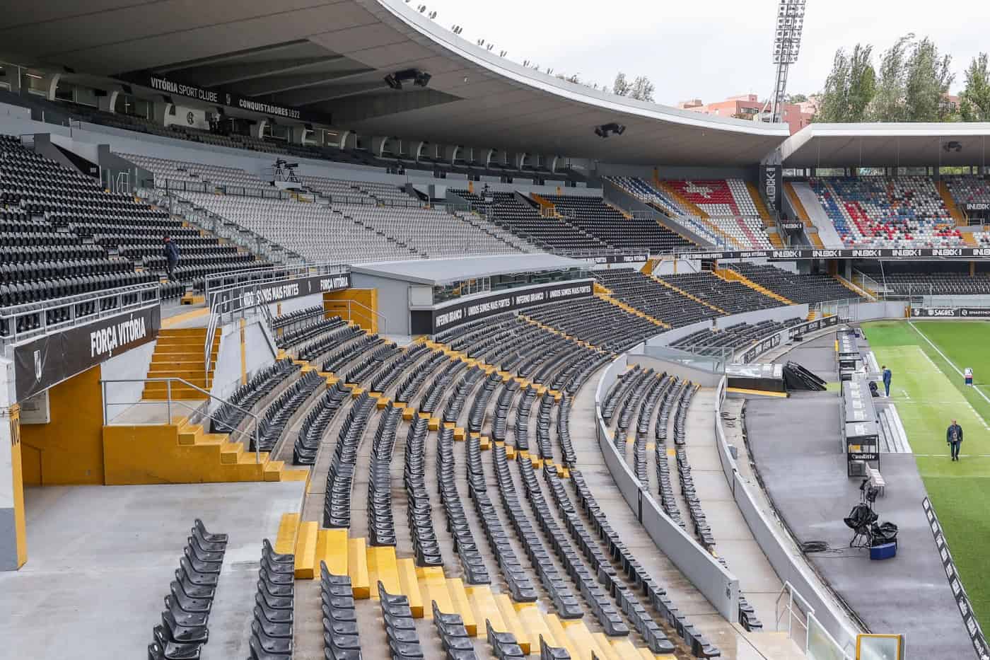 Vitória SC recebe FCP este sábado, dia em que há mais um dérbi minhoto