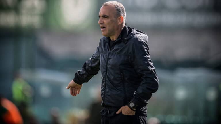 Treinador garante Famalicão preparado para defrontar Vizela "num ambiente difícil"