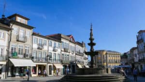 Viana começa a cobrar taxa turística em 2024