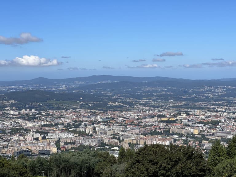 CMB cria bolsa de projetistas e empresas de construção para facilitar projetos do 1.º Direito