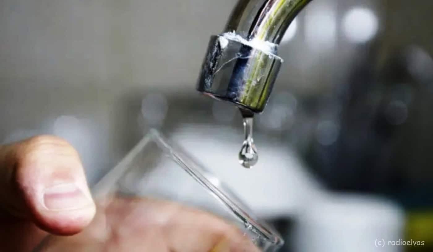 Obras na Avenida provocam cortes no abastecimento de água na segunda-feira