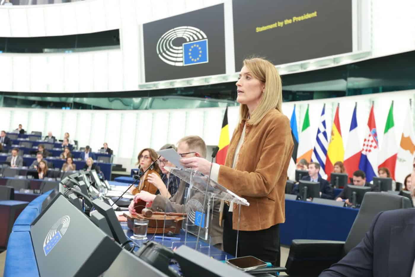 Parlamento Europeu diz "basta" a violência contra mulheres e crianças