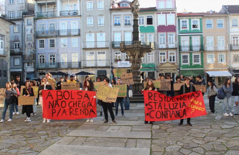 “Não há condições para que os alunos possam descansar nem estudar nas residências”