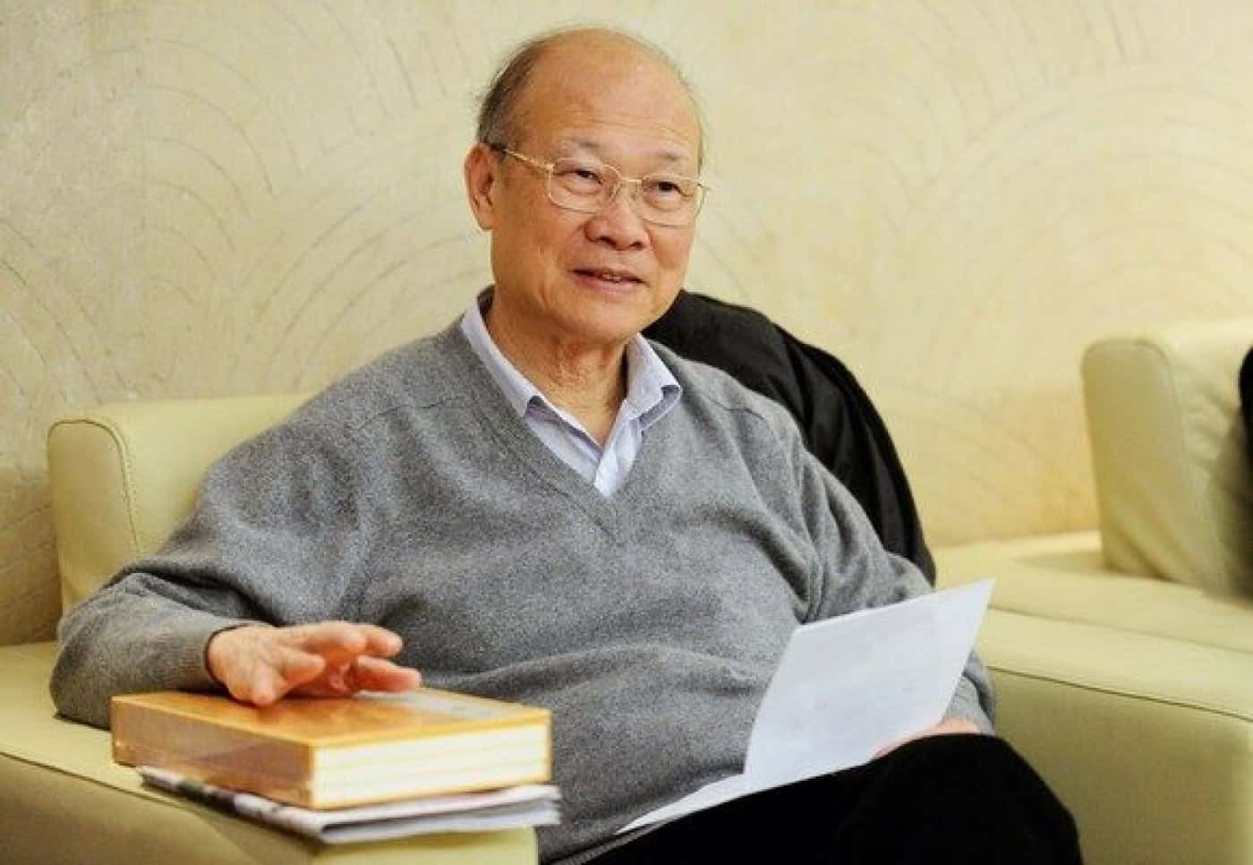 Instituto Confúcio da UMinho apresenta exposição de caligrafia de Ambrose So