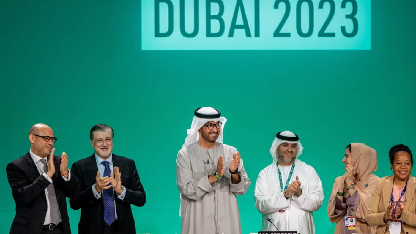 Transição energética. COP28 aprova acordo para afastar países dos combustíveis fósseis