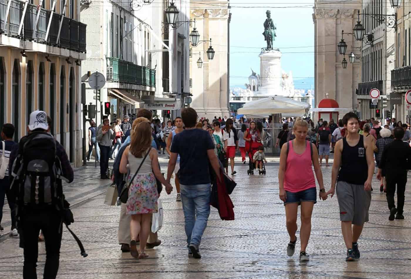 População em Portugal aumentou 0,44% em 2022 devido a componente migratória